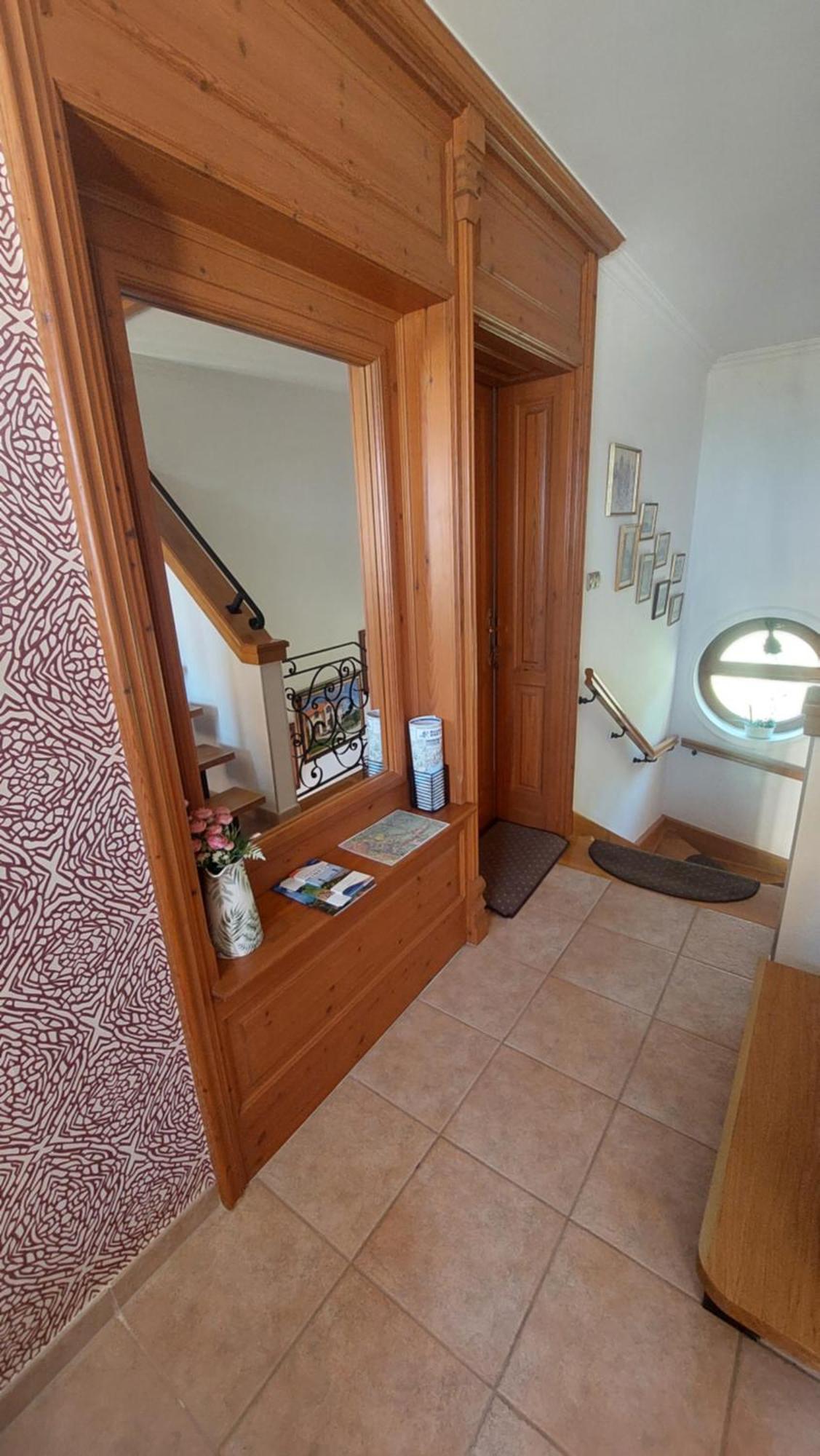 Bruckner Apartment *